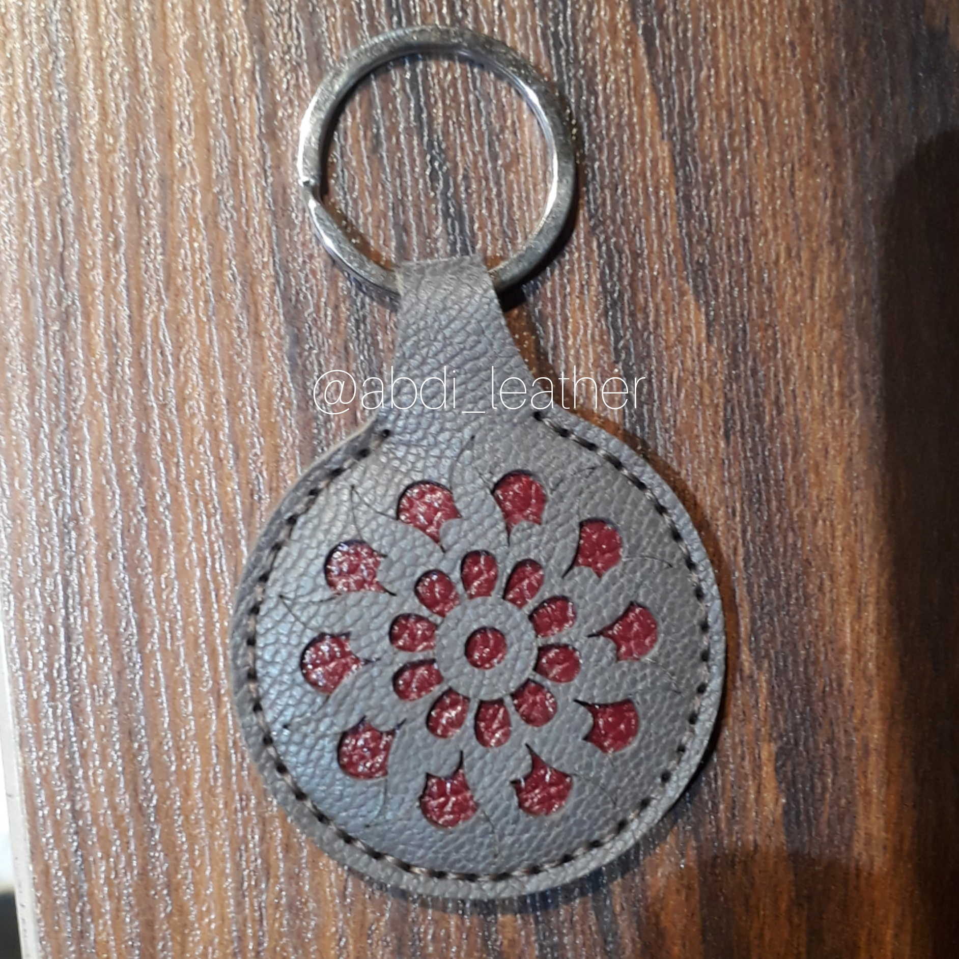 جاسویچی چرم طبیعی