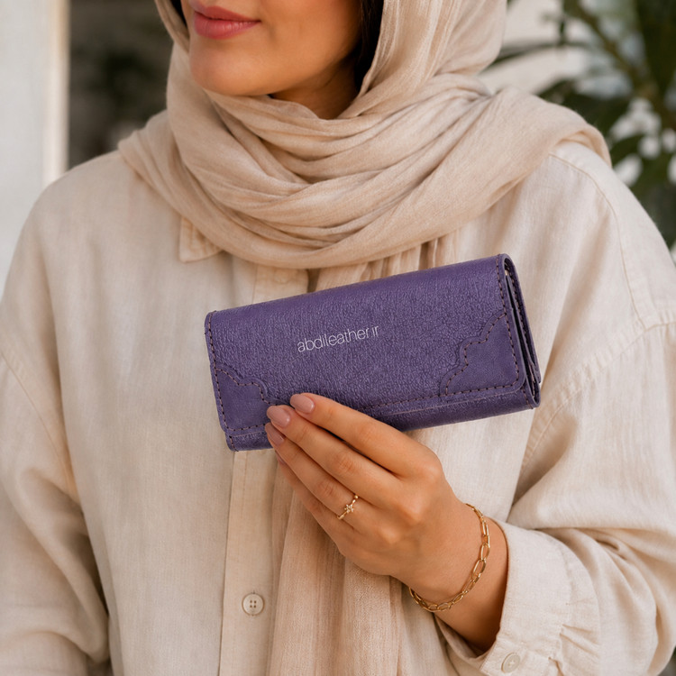 کیف پول و موبایل و دستی چرم طبیعی زنانه بنفش